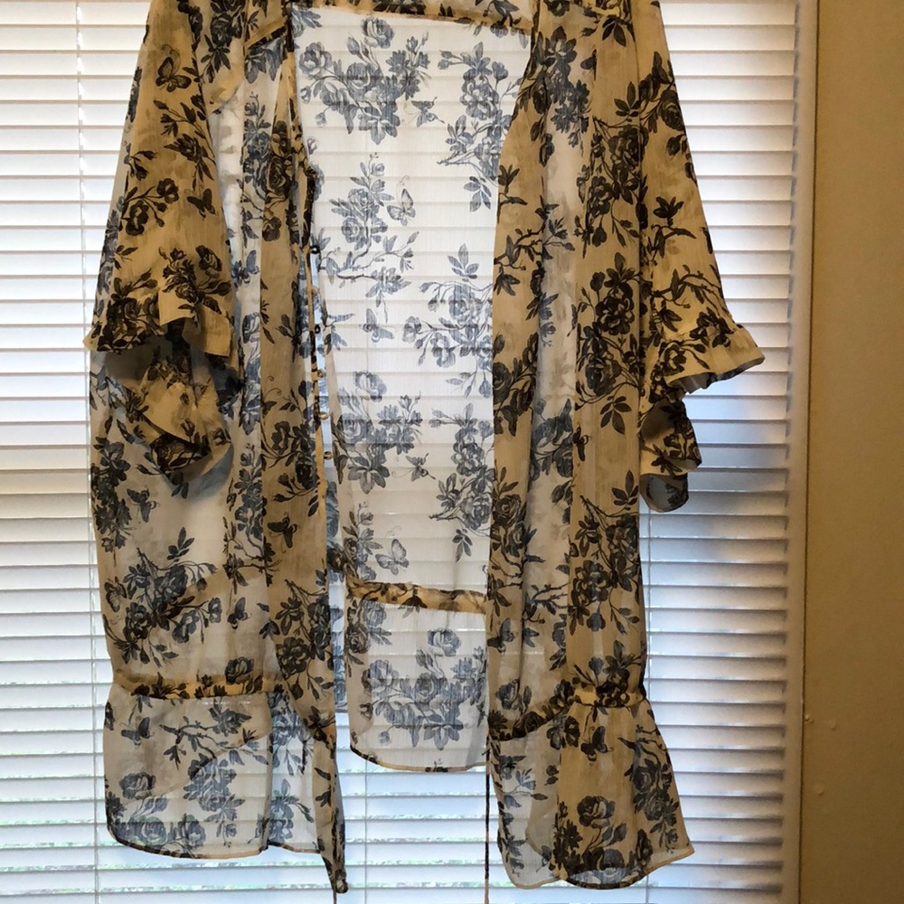 NWOT cover up